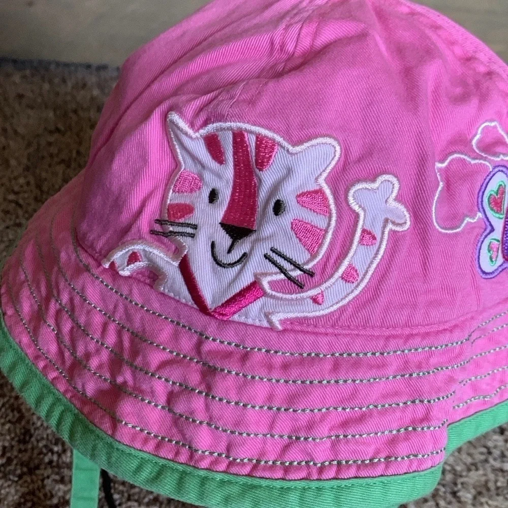 Hanna Andersson pink sunhat with green chin ties Size Medium